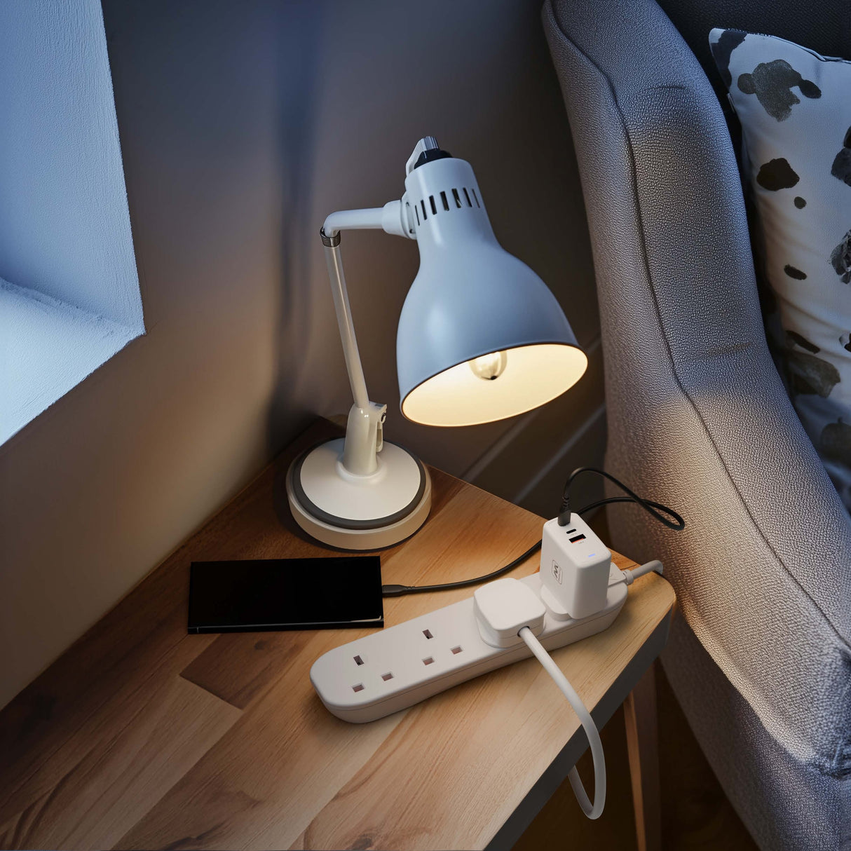 Masterplug 13A 4 Gang Unswitched Extension Lead White