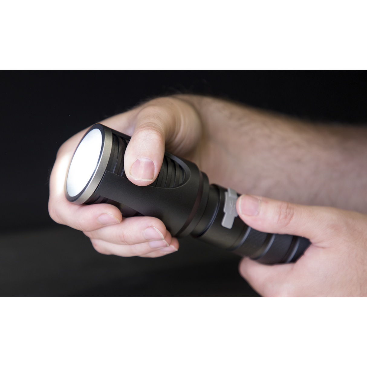 Sealey Rechargeable Aluminium Torch with Adjustable Focus 60w COB LED | LED4494