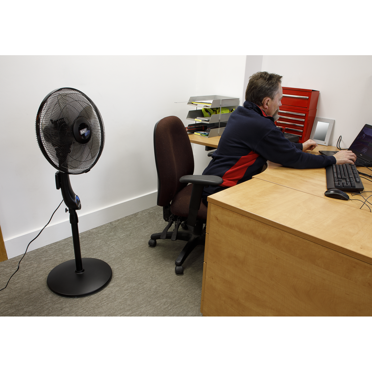 Sealey 16" Quiet High Performance Oscillating Pedestal Fan 230V
