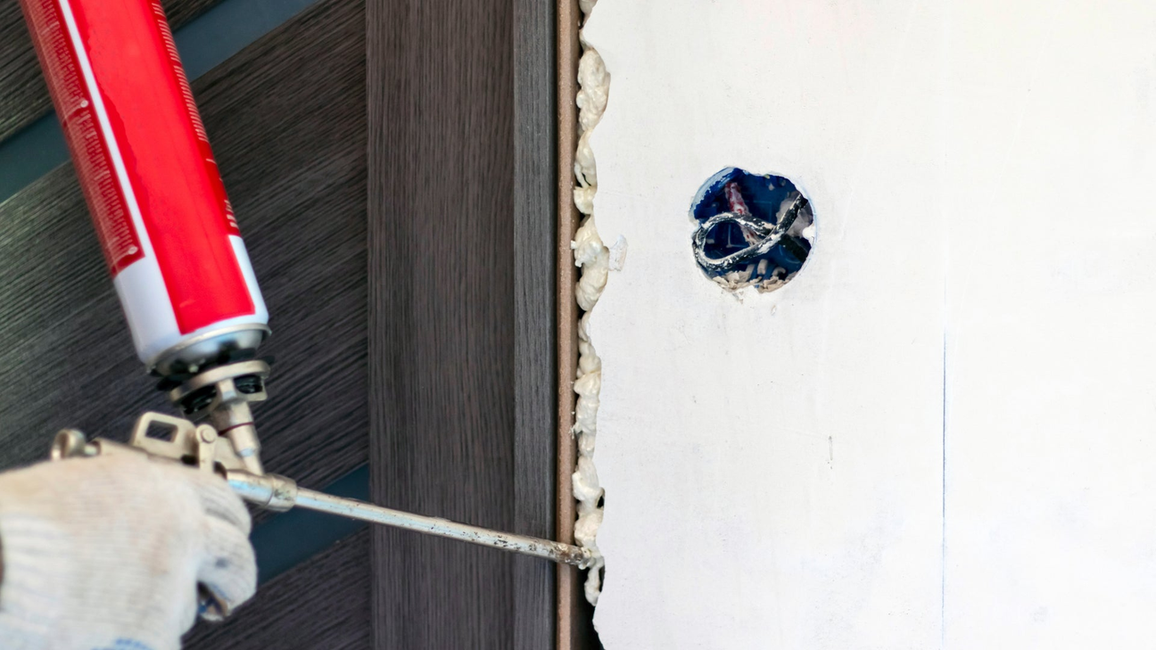 Expanding Foam and Accessories