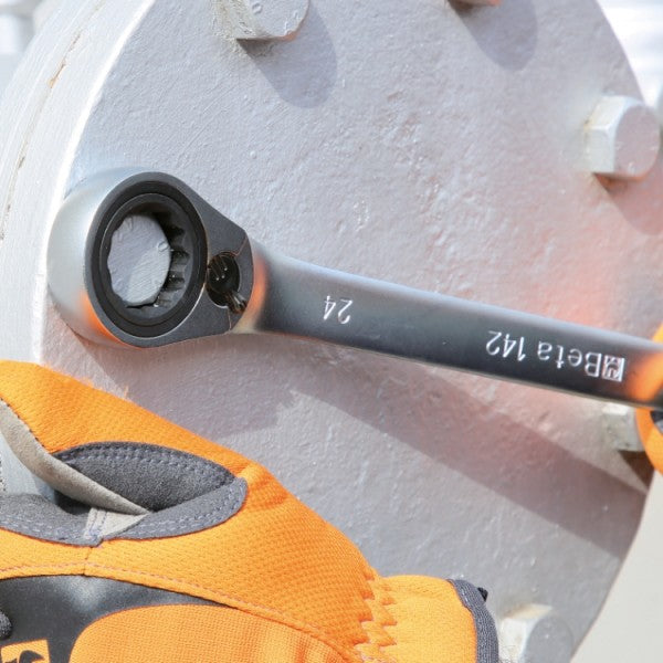 Beta 142 Metric Reversible Ratcheting Combination Spanner