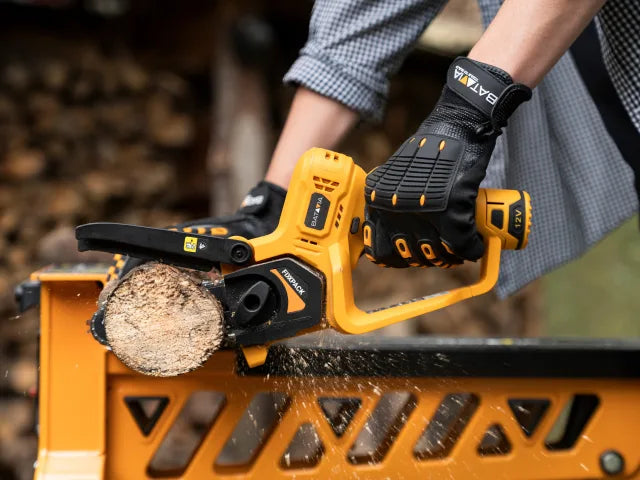 Batavia FIXXPACK One-Handed Chainsaw 12V 1x2.0Ah Battery & Charger