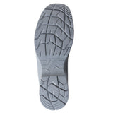 Close-up of the Beta 7213FG safety trainer sole with tread pattern on a white background