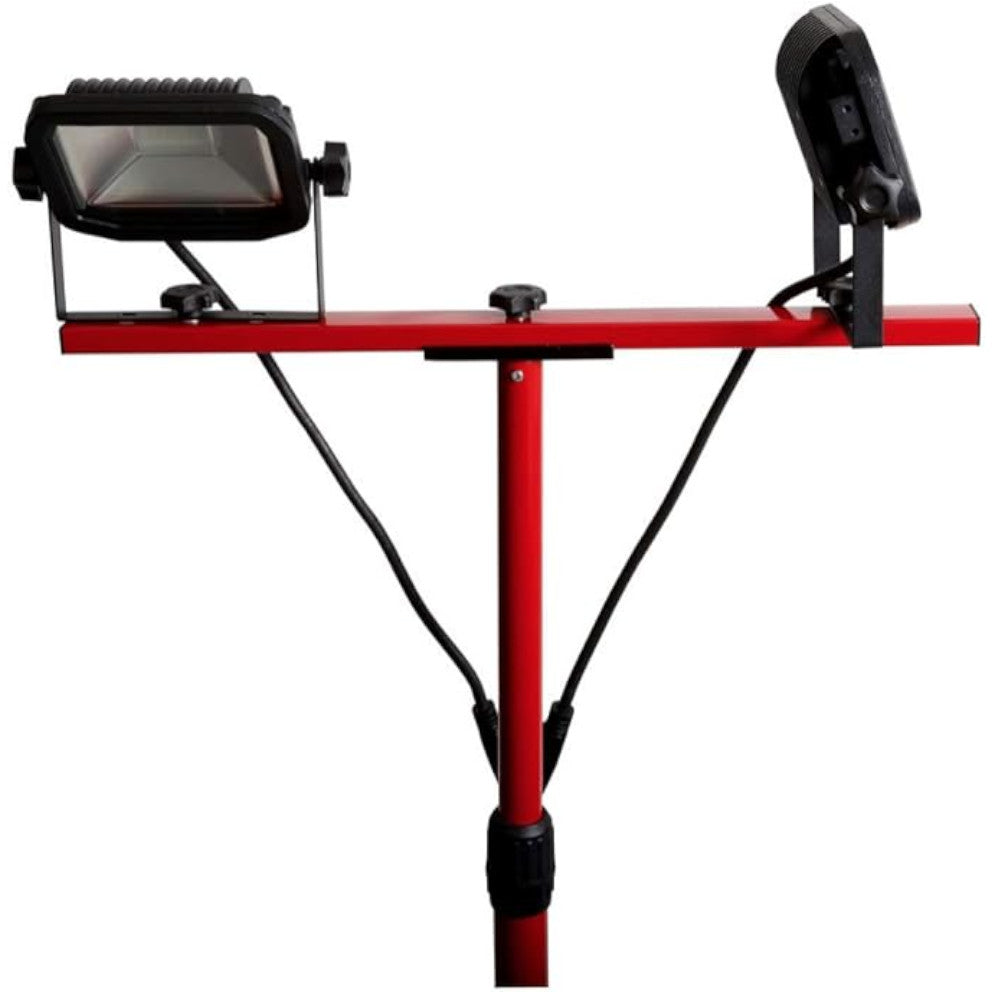 Luceco LED Slim Twin Tripod Work Light, 2 x 15 Watts (2 X 1200lLM) 240v