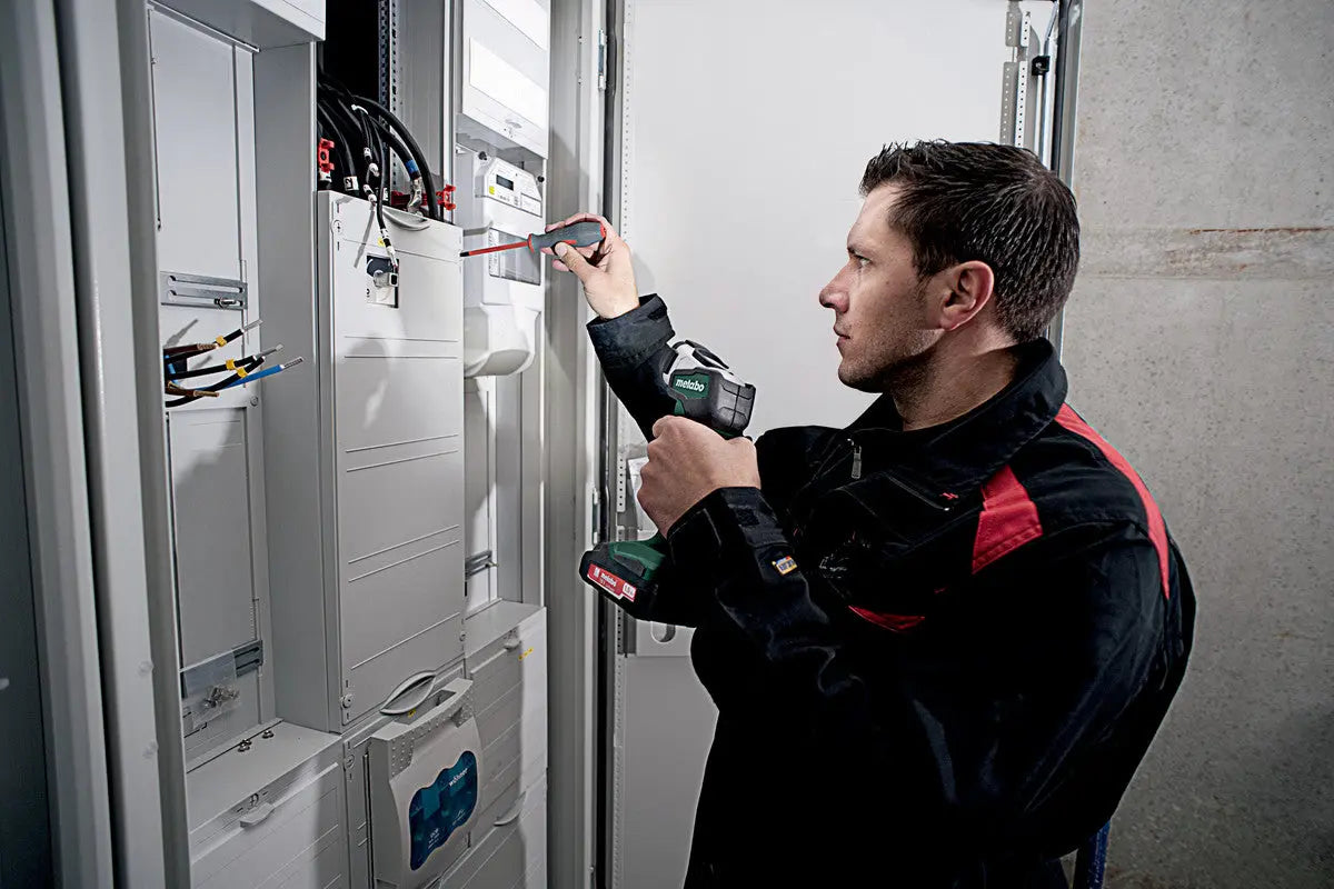 Metabo ULA 14.4-18 LED (600368000) Cordless Portable Lamp Body Only Metabo