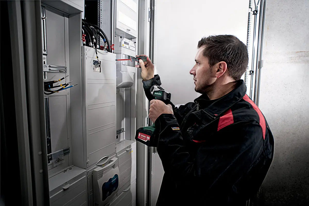 Metabo ULA 14.4-18 LED (600368000) Cordless Portable Lamp Body Only Metabo