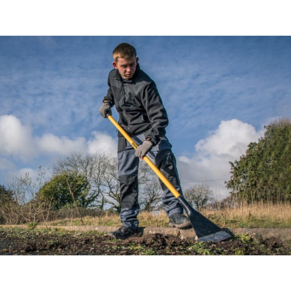 Roughneck The Big Mutt Pro Multipurpose Fibreglass Demolition Scraper 88-040